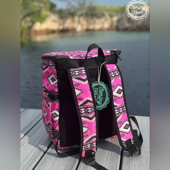 LOVIN' NOT LEAVIN' COOLER BACKPACK - Picture 4 of 5